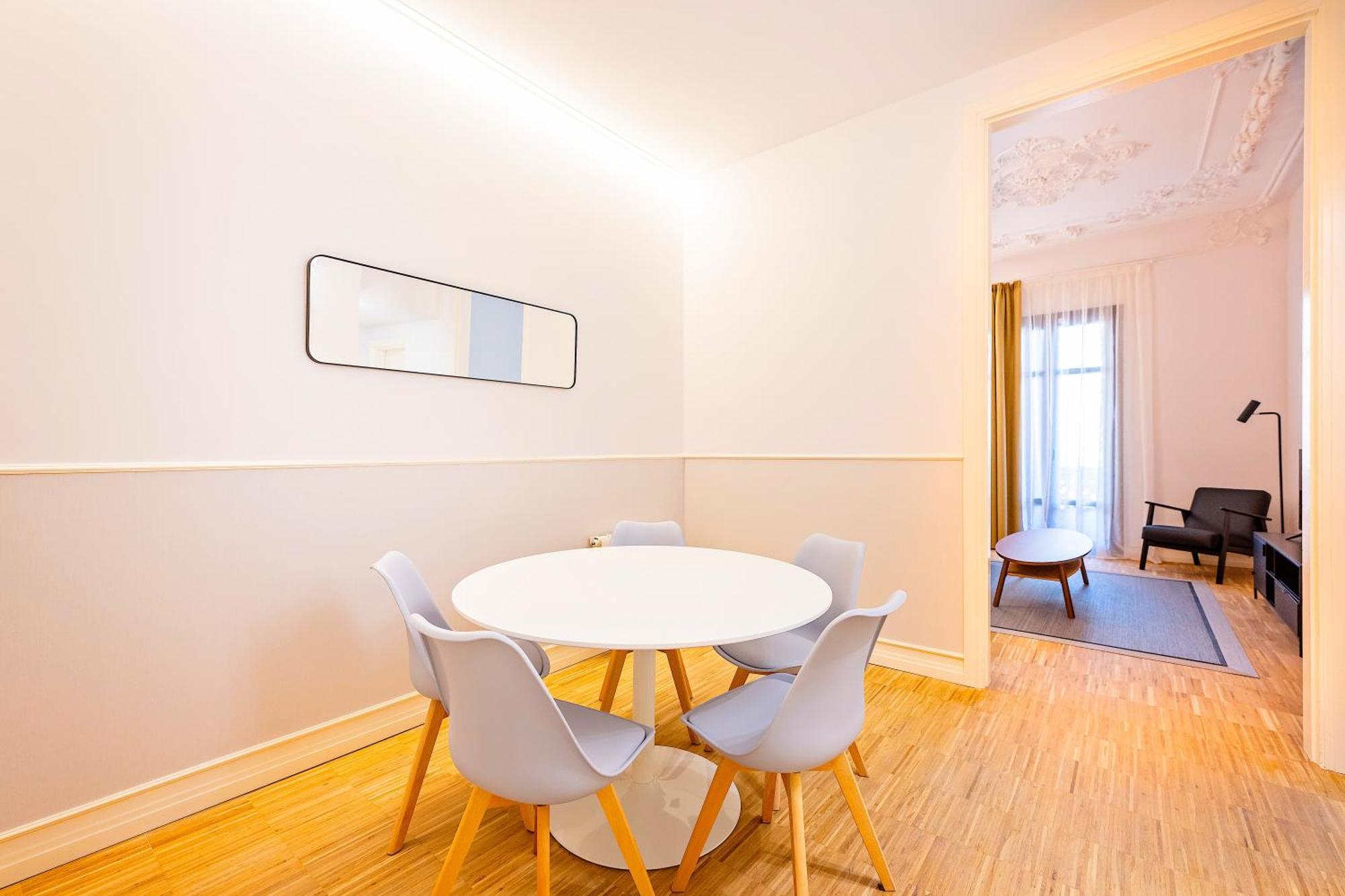 Sweett - Gran Via Apartment Barcelona Exterior photo